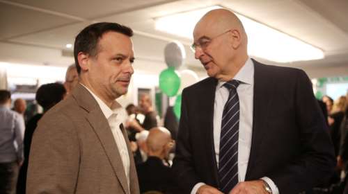 Ο Νίκος Δένδιας συναντήθηκε με Δούκα και Χρυσοχοΐδη - Πώς θα καθαρίσουν το Μνημείο του Αγνωστου Στρατιώτη