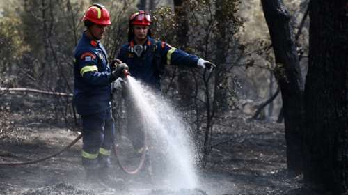 Θεσσαλονίκη: Σε επιφυλακή η πυροσβεστική στο Σεΐχ Σου - Υπό μερικό έλεγχο η φωτιά
