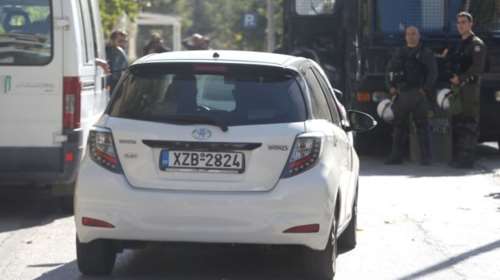 Μάνδρα: "Εκπυρσοκρότησε το όπλο", λέει ο δικηγόρος του 14χρονου που σκότωσε καταλάθος τον αδερφό του