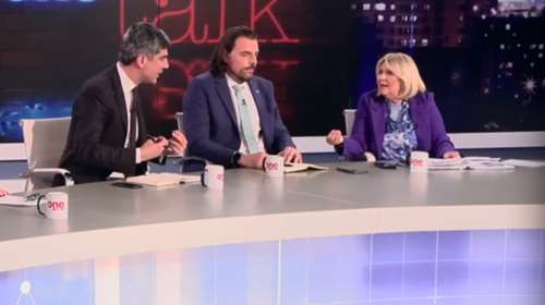 Αρπάχτηκαν Γλαβίνας και Βούλτεψη στον αέρα: &quot;Μην μου ξαναφέρεις πιτσιρικάδες στην εκπομπή&quot; [βίντεο]