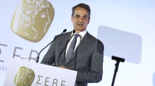 Ηχηρό μήνυμα Μητσοτάκη σε Β. Μακεδονία και &quot;ανιστόρητους εντός συνόρων&quot;- Τι είπε για τους &quot;ψευτοπατριώτες του γλυκού νερού&quot;