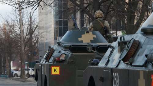 Πόλεμος Ουκρανία: Σε κατάσταση πολιορκίας το Κίεβο - Εκρήξεις και μάχες, μαίνονται οι συγκρούσεις-Σειρήνες στο Χάρκοβο