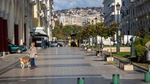 Κορονοϊός: Σταθερά πρώτη η Θεσσαλονίκη με 486 νέα κρούσματα σήμερα - Μείωση στην Αττική με 273 - Ο χάρτης της διασποράς