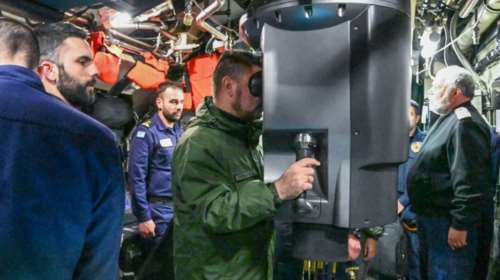 Ο Χαρδαλιάς σε άσκηση με το υποβρύχιο &quot;Ματρώζος&quot; 100 μέτρα κάτω από τη θάλασσα [εικόνες]