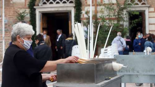 Κορονοϊός: Συναγερμός για δεύτερο κρούσμα νοτιαφρικανικής  μετάλλαξης - Είναι στενή επαφή του ιερέα