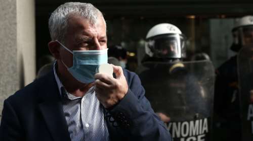 Γιαννάκος: Ο συνδικαλιστής που ανακάλυψε &quot;καβατζωμένες&quot; ΜΕΘ τώρα τα γυρίζει - Αμηχανία  στον ΣΥΡΙΖΑ