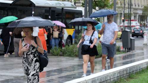 Κοκτέιλ ζέστης και βροχής σήμερα – Με τι καιρό θα ψηφίσουμε στις ευρωεκλογές, έρχεται καύσωνας από Δευτέρα