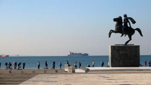 Κορονοϊός: Έπεσε και το &quot;κάστρο&quot; της Θεσσαλονίκης - Lockdown από σήμερα - Ποιες επιχειρήσεις κατεβάζουν ρολά