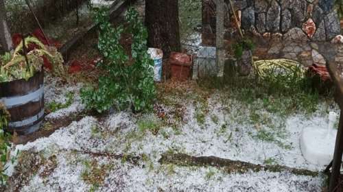 Χαλάζι και θυελλώδεις άνεμοι σάρωσαν την Κεντρική Μακεδονία - &quot;Σκοτείνιασε&quot; η Θεσσαλονίκη [εικόνες-βίντεο]