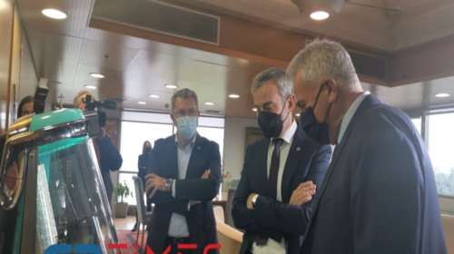 Με ποιο τραγούδι στο jukebox υποδέχθηκε ο Ζέρβας τον Βορίδη στη Θεσσαλονίκη [εικόνες-βίντεο]