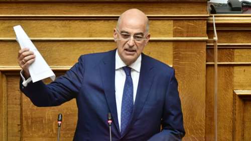 Στην Τρίπολη ο Δένδιας: Η Ελλάδα είναι παρούσα και πάλι στη Λιβύη