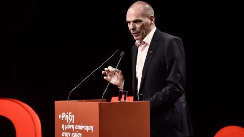 Βαρουφάκης στο συνέδριο του ΜέΡΑ25: &quot;Το 5ο μνημόνιο είναι νομοτελειακά δεδομένο&quot; - Οι 7+1 προτάσεις του κόμματος