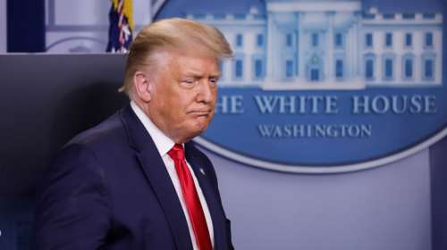 Ο Τραμπ τρομοκρατεί τους ψηφοφόρους με σενάρια εκλογικής νοθείας