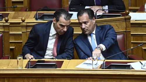 Ένταση στη Βουλή για τα στελέχη των Ενόπλων Δυνάμεων στα Ασθενοφόρα- &quot;Υποκριτές&quot; είπε ο Θεμιστοκλέους στον ΣΥΡΙΖΑ