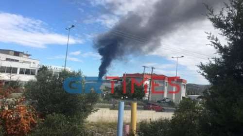 Θεσσαλονίκη: Φωτιά σε αποθήκη επιχείρησης στο Ωραιόκαστρο [Εικόνες, βίντεο]