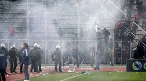 Οργή του Ολυμπιακού για τα επεισόδια στο Βόλο: &quot;Μαφία και παρακράτος με μοναδικό στόχο την εξόντωση μας&quot;