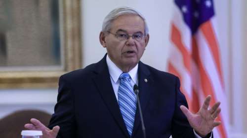 Γερουσιαστής Μενέντεζ: Ελλάδα και Τουρκία θα βρουν τρόπους μετά τις εκλογές να λύσουν τα προβλήματά τους