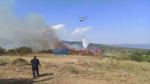 Φωτιά έξω από τη Θεσσαλονίκη - Επιχειρούν επίγειες και εναέριες δυνάμεις - Έκλεισε η Εγνατία