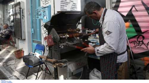 Φτιάξτε κοκορέτσι παραδοσιακό - Ο ιδανικός μεζές για το τραπέζι το Πάσχα