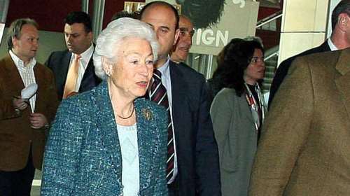 Ουρανία Εφραίμογλου: Πέθανε η πρόεδρος του Ιδρύματος Μείζονος Ελληνισμού