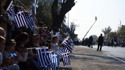 28η Οκτωβρίου: Τριήμερο με λιακάδα, βοριάδες και πτώση θερμοκρασίας - Αναλυτικά η πρόγνωση του καιρού