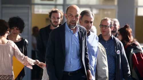 Ο Μπελαβίλας του ΣΥΡΙΖΑ στηρίζει Πολάκη: Κακή ιδέα να τον ρίξουμε στα σκυλιά, είπε φανερά αυτό που πολλοί λέμε στα κρυφά