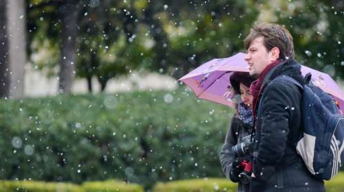 Ερχεται χειμώνας με τσουχτερό κρύο και πολλές βροχές - Πότε αναμένεται η ψυχρή εισβολή με τα πρώτα χιόνια