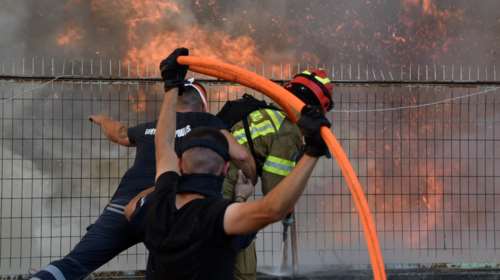 Εφιάλτης δίχως τέλος στην Αχαΐα - Κοντά στην Αρόη της Πάτρας οι φλόγες - Tιτάνια μάχη σε Πρέβεζα, Ζάκυνθο, Χίο