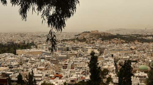 Αλλάζει το σκηνικό του καιρού: Επιστρέφει πάλι η σκόνη με βοριάδες, πτώση της θερμοκρασίας - Και μετά ξανά... 30άρια