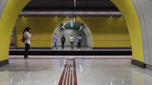 Συναγερμός στο Μετρό: 47χρονη προσπάθησε να αυτοκτονήσει και έπεσε στις γραμμές στο Αιγάλεω