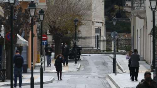 Κορονοϊός: Λιγότερα τα κρούσματα αλλά ακόμα πάνω από 3.000 - 753 διασωληνωμένοι, 72 θάνατοι