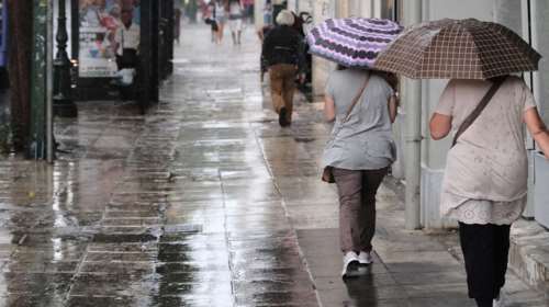 Κολυδάς - Καλλιάνος: Ισχυρές καταιγίδες και λασποβροχές μέχρι το Σάββατο σε όλη τη χώρα - Έρχεται το πρώτο κύμα καύσωνα με 35άρια