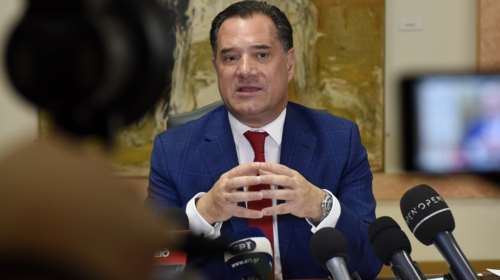 O Αδωνις Γεωργιάδης στο TheTOC: Ο Πολάκης γράφει μεταμεσονύκτιες ώρες, συνήθως υπο την επήρεια αλκοόλ