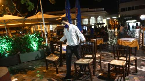 Κορονοϊός: Για το μέτρο της αναλογίας πελατών ανά τ.μ. διαμαρτύρονται οι επιχειρηματίες της εστίασης