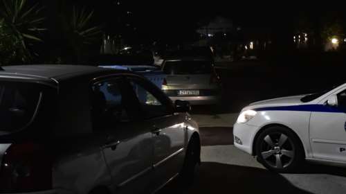 Σοκ στη Βούλα: Εν ψυχρώ εκτέλεση άνδρα έξω από το σπίτι του - Τον πυροβόλησαν στο κεφάλι