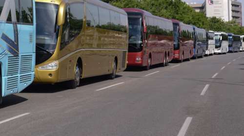 &quot;Οξυγόνο&quot; ο οδικός τουρισμός: Δεκάδες χιλιάδες τουρίστες από τα Βαλκάνια πέρασαν τα ελληνοβουλγαρικά σύνορα