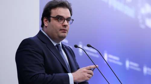 Πιερρακάκης: Είμαστε η μόνη χώρα που δεν μπορεί να ιδρύσει μη κρατικά πανεπιστήμια - 18.000 Έλληνες σπουδάζουν στην Κύπρο
