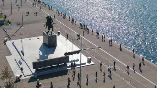 Τοπικό lockdown σε Θεσσαλονίκη και Σέρρες - Μετακινήσεις μόνο με SMS αλλά τα σχολεία ανοιχτά