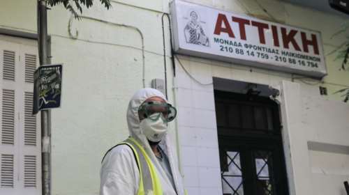 Αλαλούμ με το γηροκομείο στον Άγιο Παντελεήμονα: Αρνείται ότι έσπειρε τον κορονοϊό ο νοσηλευτής - Και δεύτερος θετικός σε επαφή με τους ηλικιωμένους [Βίντεο]