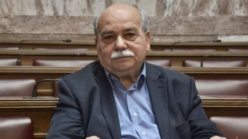 Ο Βούτσης διαφωνεί ανοιχτά με τον Τσίπρα: Είμαστε Αριστερά, ούτε &quot;Δημοκρατική Παράταξη&quot; ούτε Κεντροαριστερά