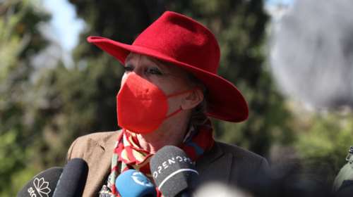 Δικάζεται η Ολλανδή δημοσιογράφος Ίνγκεμποργκ Μπέουχελ - Φιλοξενούσε στο σπίτι της Αφγανό πρόσφυγα