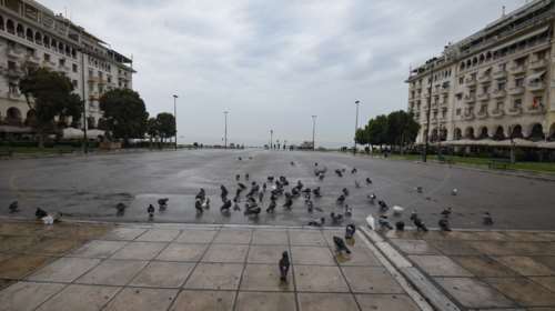 Κορονοϊός - Εξαδάκτυλος για Θεσσαλονίκη: Έχουμε πόλεμο, οι άμαχοι να κλειδαμπαρωθούν στα σπίτια τους