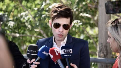 Μένιος Φουρθιώτης: Ποινή φυλάκισης 26 μηνών με αναστολή - Για τις επιθέσεις στο σπίτι του στον Διόνυσο