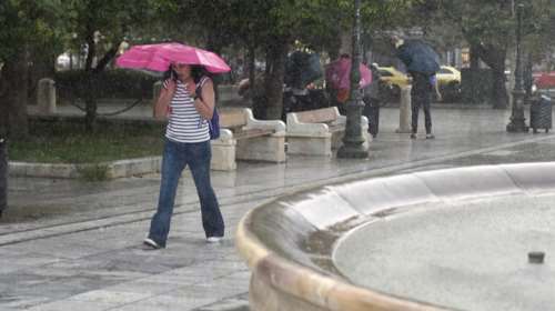 Εκτακτο δελτίο: Προειδοποίηση για ισχυρές καταιγίδες και κεραυνούς από το μεσημέρι - Οι &quot;επικίνδυνες&quot; περιοχές