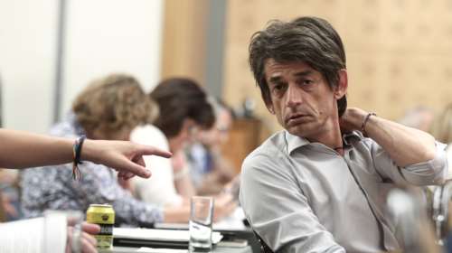 Στο πλευρό του Κασσελάκη ο Καρανίκας: Καλά έκανε, η Μακρόνησος ανήκει στον λαό