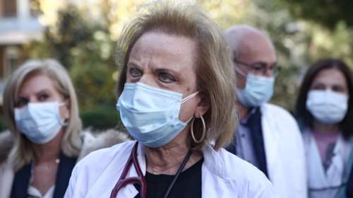 Παγώνη: Σχεδόν όλοι οι ανεμβολίαστοι θα νοσήσουν με &quot;O&quot;- Το εμβόλιο ασφαλίζει, θα κάνουμε Πάσχα στο χωριό