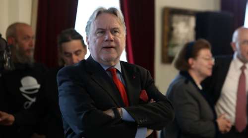 Αποσύρεται ο Κατρούγκαλος από υποψήφιος στις εκλογές μετά τον σάλο για την αύξηση των εισφορών σε ελεύθερους επαγγελματίες