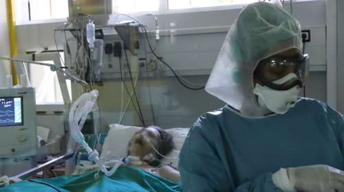 Κορονοϊός: Μια ανάσα από τους 1.000 νεκρούς η χώρα - 38 θάνατοι, 336 διασωληνωμένοι και 3.038 νέα κρούσματα