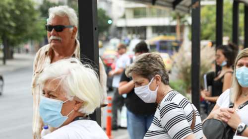 Κορονοϊός: Μάσκες, τηλεργασία και τέλος οι συναθροίσεις - Τι αλλάζει από τη Δευτέρα στη ζωή των Αθηναίων