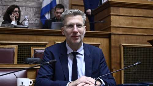 Σκέρτσος για ψήφισμα Ευρωκοινοβουλίου: Κακόγουστη (ανα)παράσταση ενός &quot;θεατρικού έργου&quot; ενόψει ευρωεκλογών